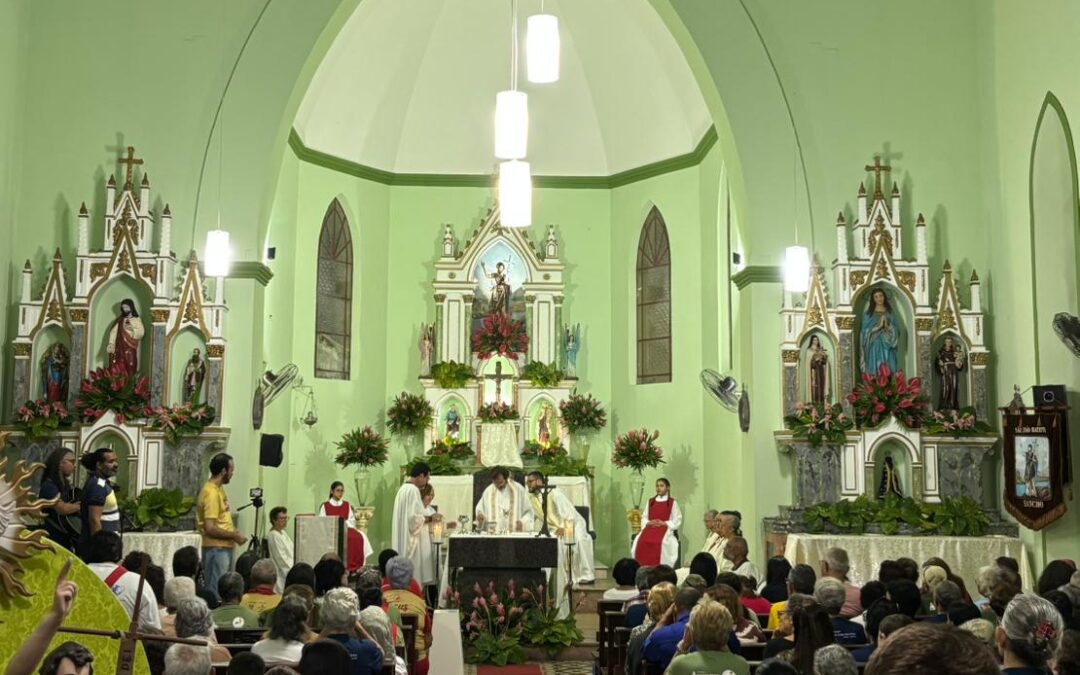 Quinta noite da novena reúne comunidade de Coqueiral e Legião de Maria em noite de devoção e serviço